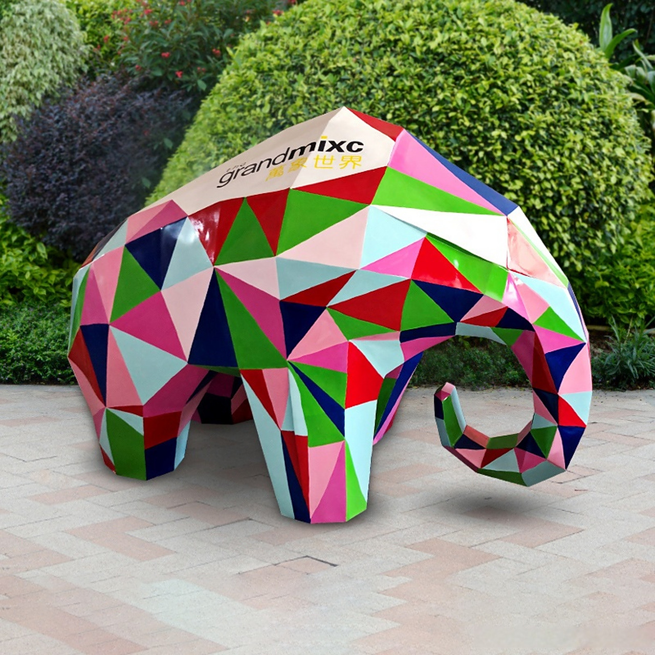 大象##几何大象# #玻璃钢大象雕塑# 大象雕塑,造型各异,憨态哭滗