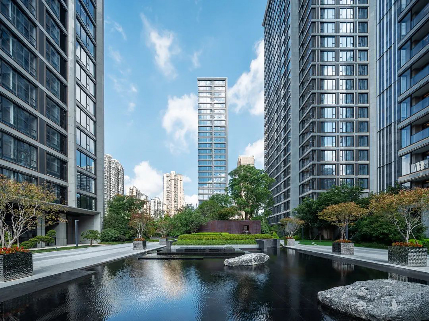 2023全新豪宅 黄浦滨江董家渡"金融城"豪宅 绿地海珀外滩02217㎡