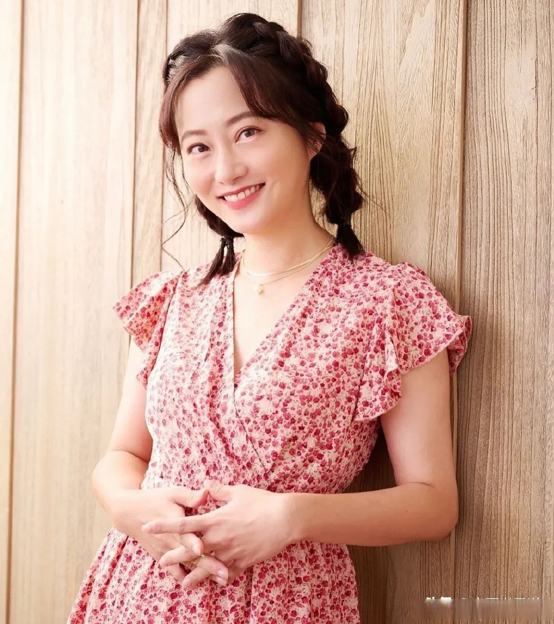 台湾省知名女星赵小侨,终于圆梦了!