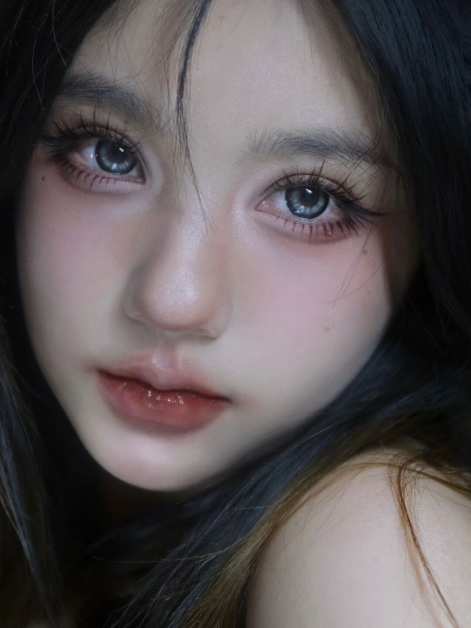 这个妆应该脸越肉越好看 大制作了属于是 #bjd娃娃妆容# #妆容分享