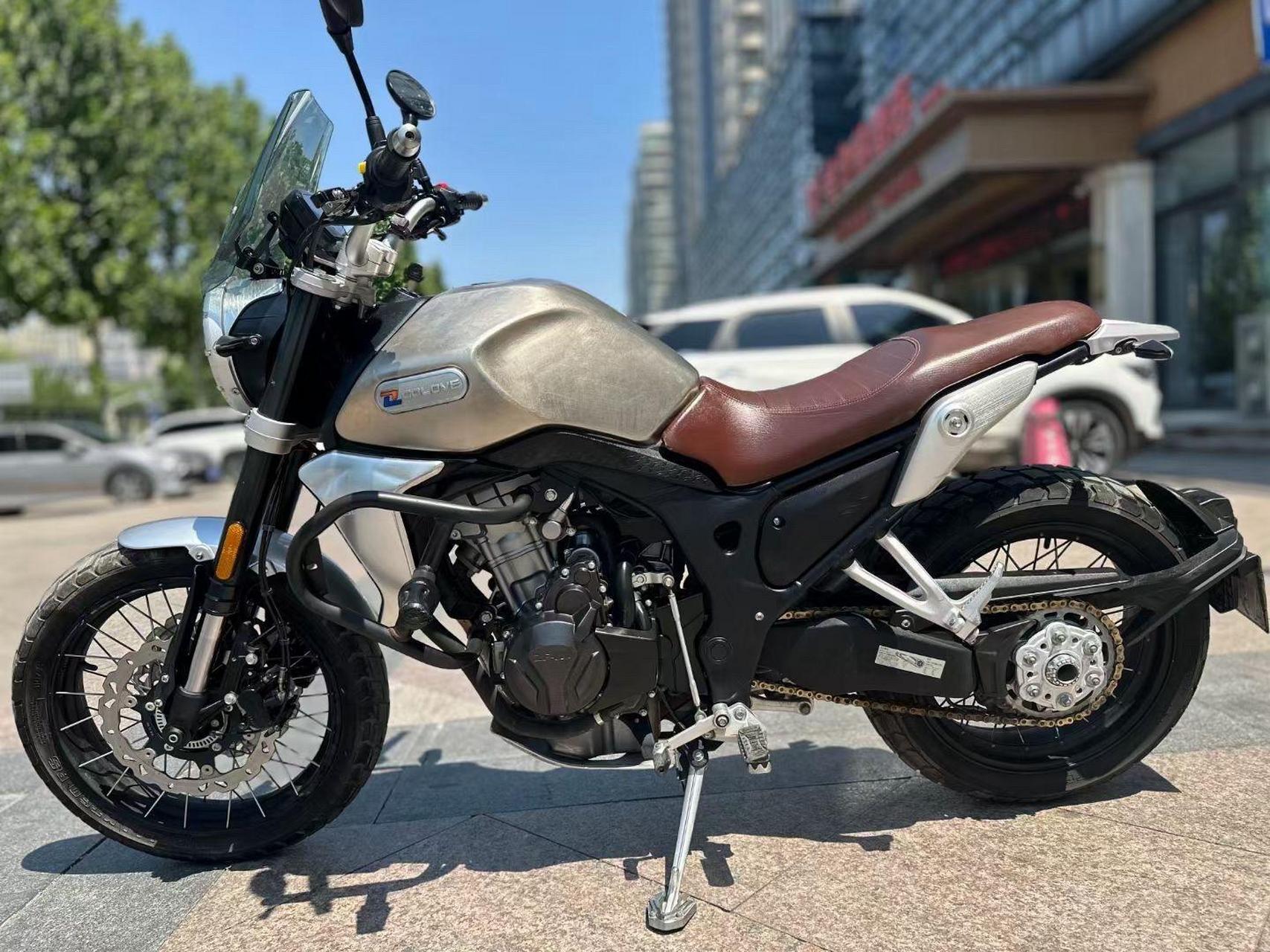 最新到家凯越500f攀爬版 【品牌型号】凯越500f 【行驶里程】15000