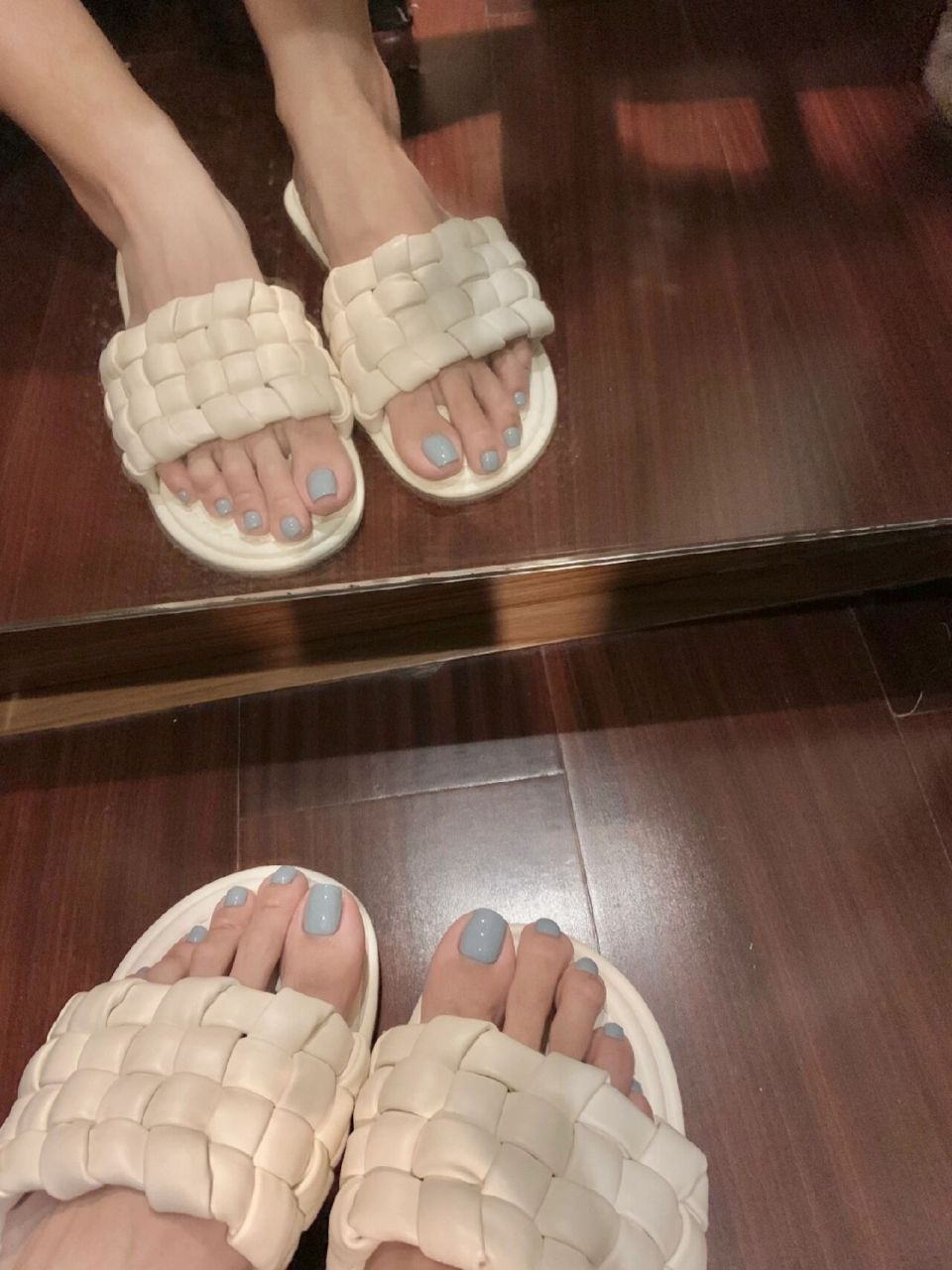 又到穿凉拖的季节啦   06