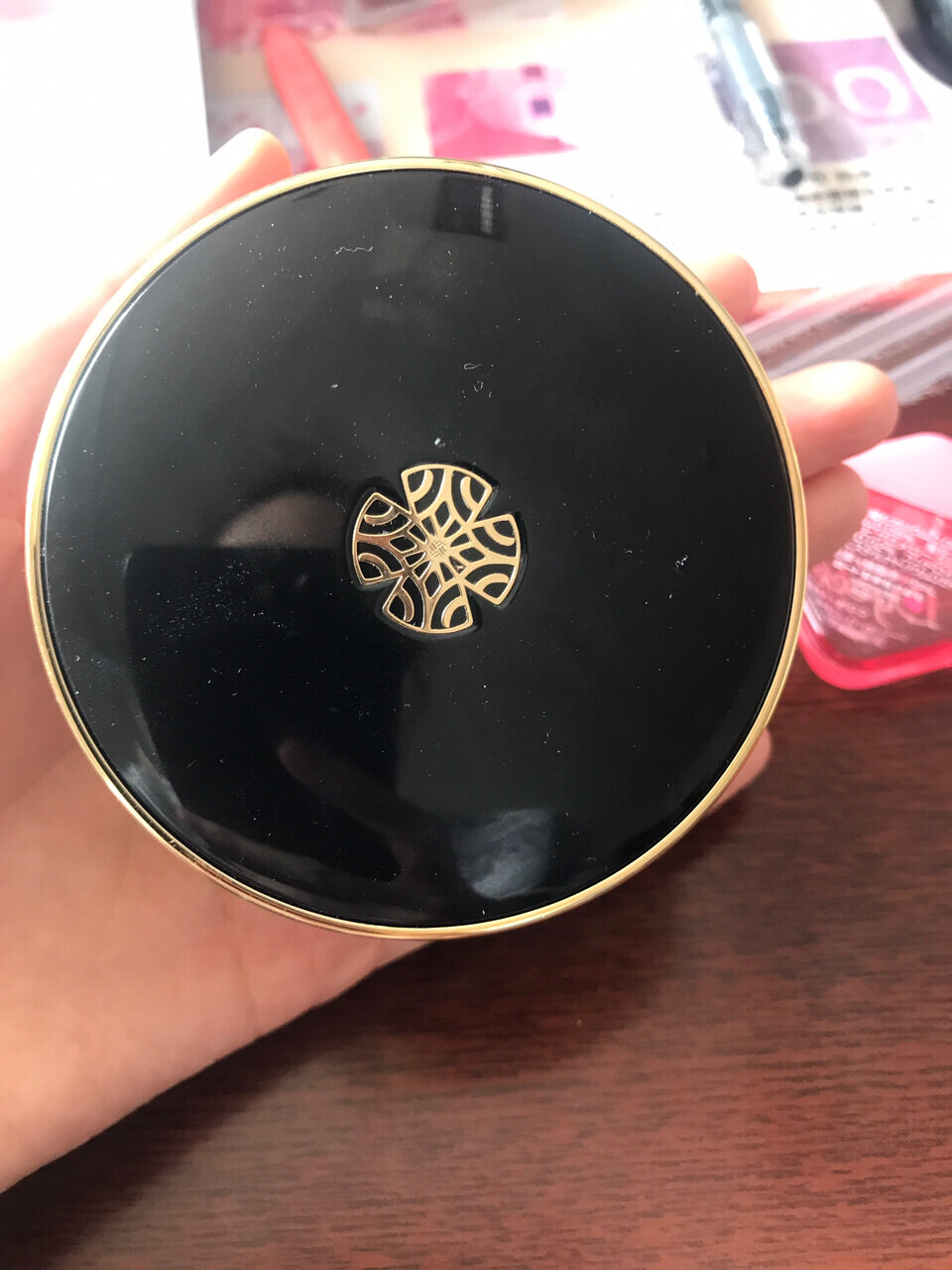 欧惠气垫测评 先说下我用过的气垫品牌,雪花秀,后,柯莱欧,赫拉,还有