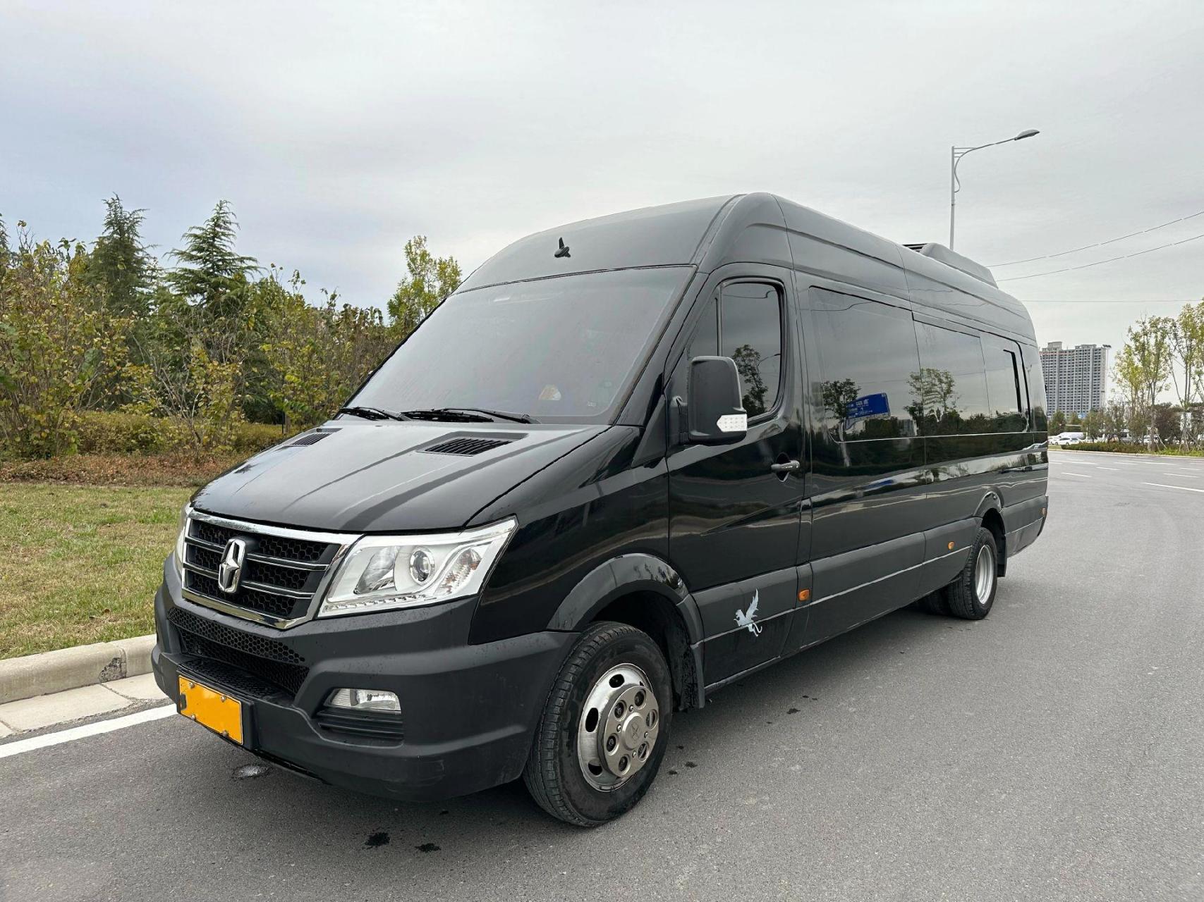 国六亚星 20 座.