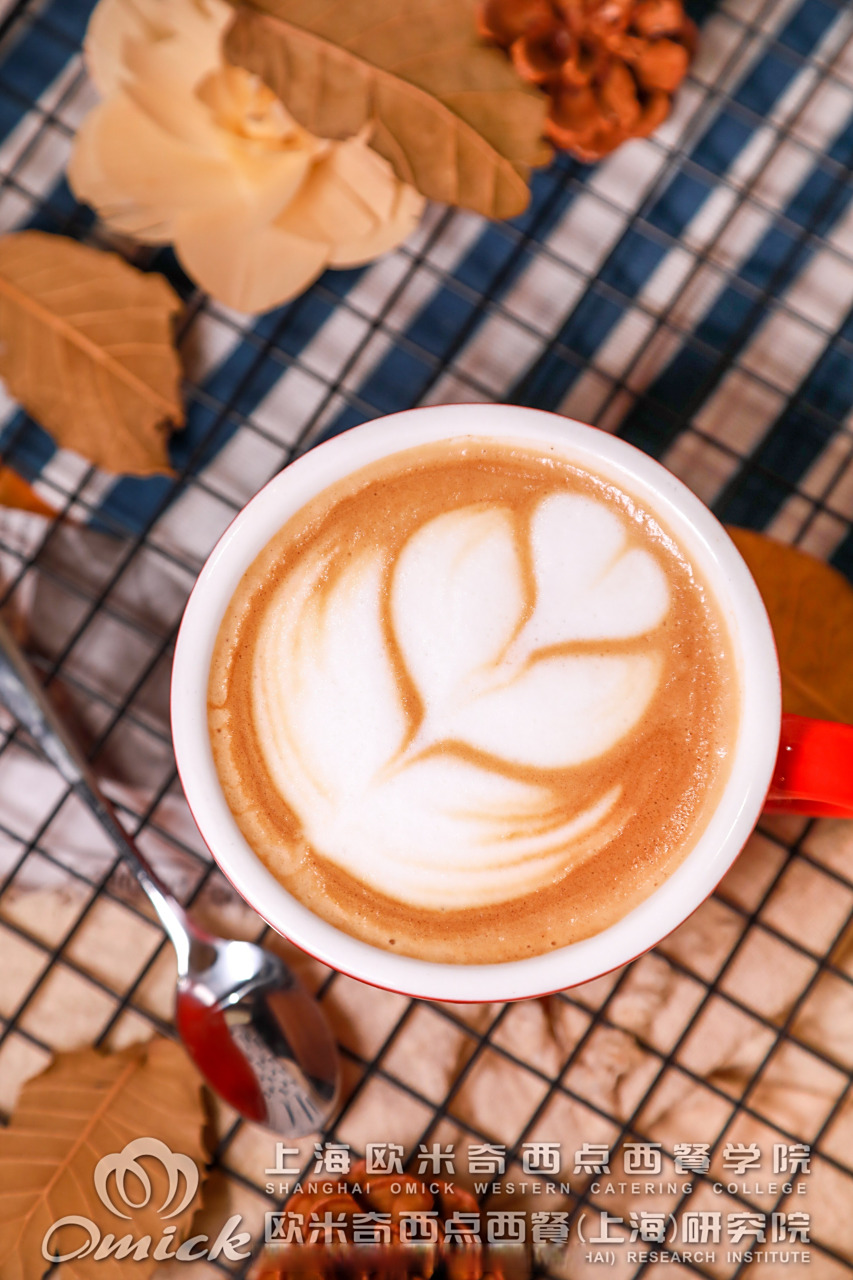 美味精致的拉花咖啡,技术与审美的结合～#咖啡培训