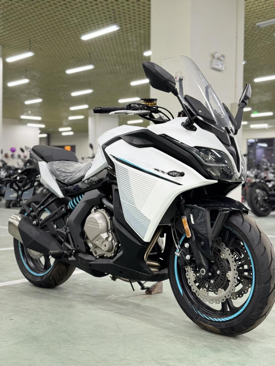 春风  400gt 回笼资金,全新车亏起处理,未骑,未接电,相当于 二手车的