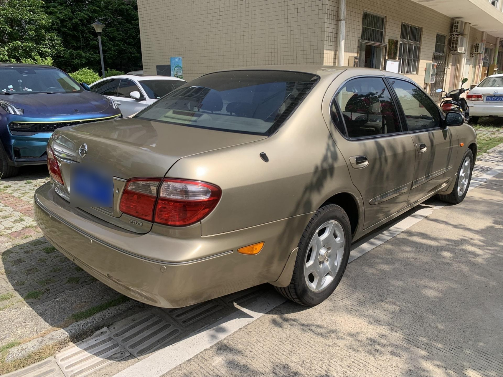 05年全进口日产风度a33精品车况,2.0v6小六缸,2.