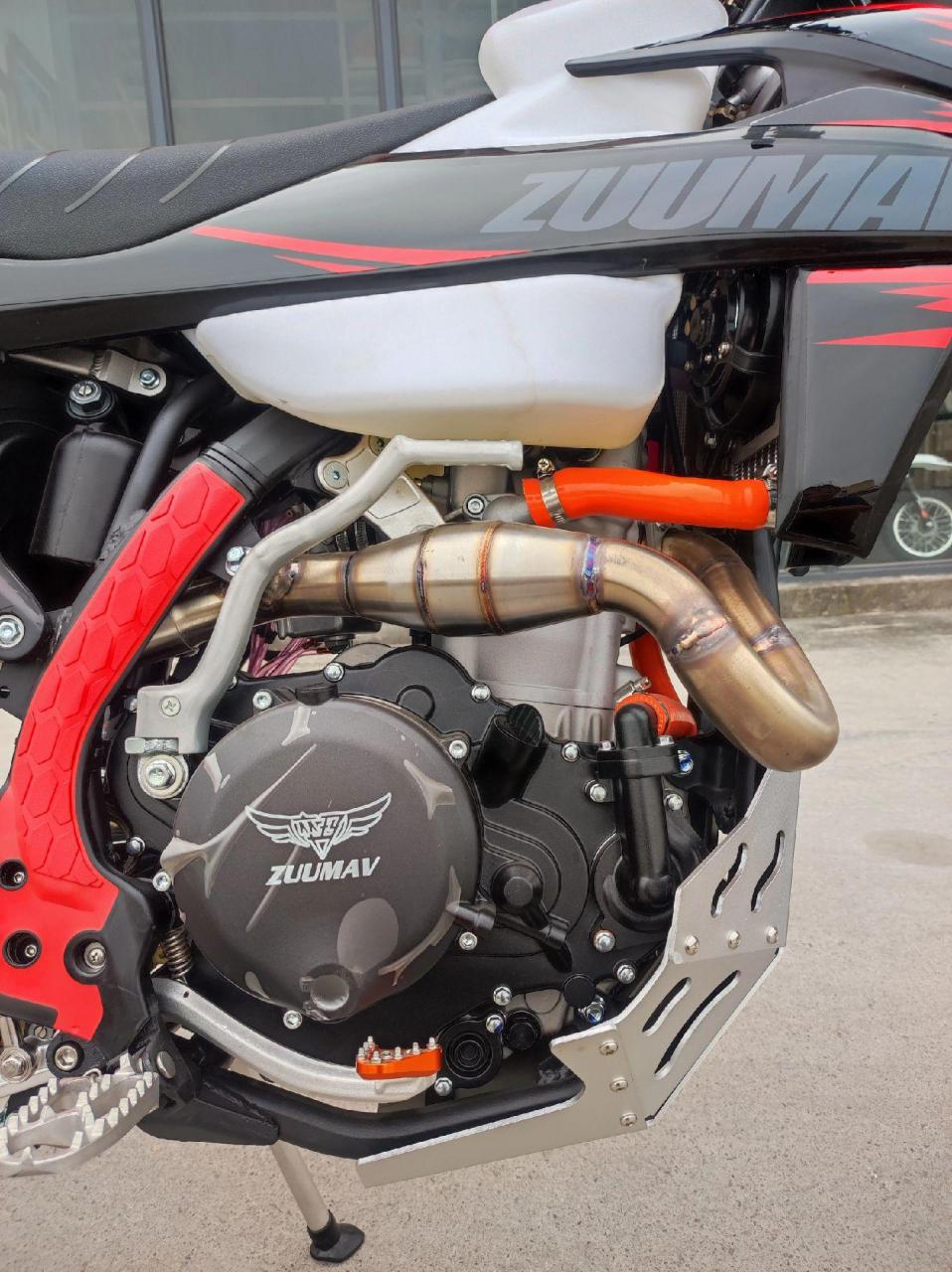 卒玛k8-nc450越野摩托车  ￥21800元