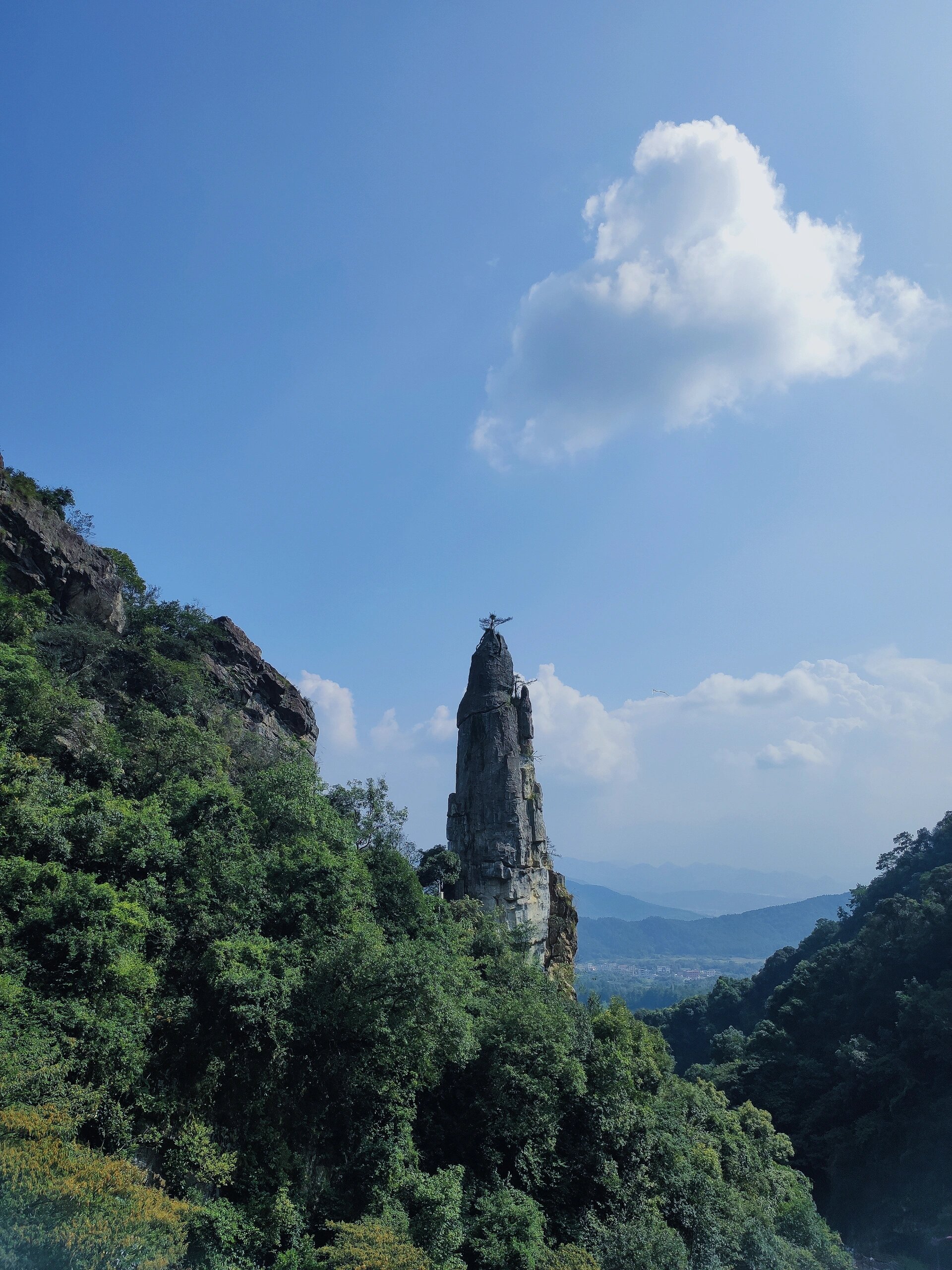 韶关周边之云门山 趁着国庆小长假,浅游了一下乳源的云门山 是在美团