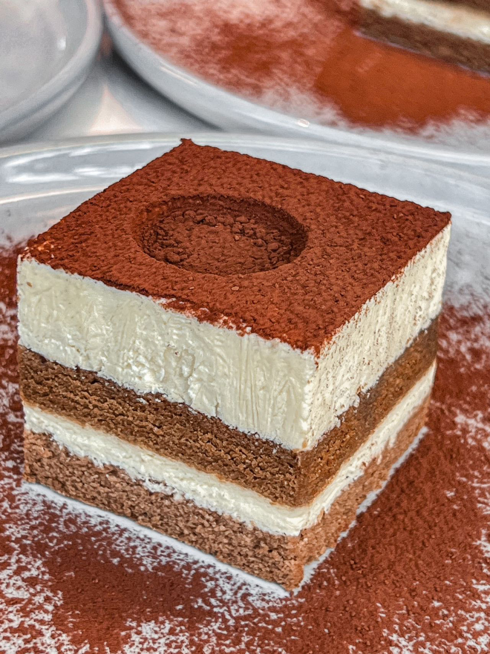 终于吃到必胜客的流心提拉米苏了!95会流哦!