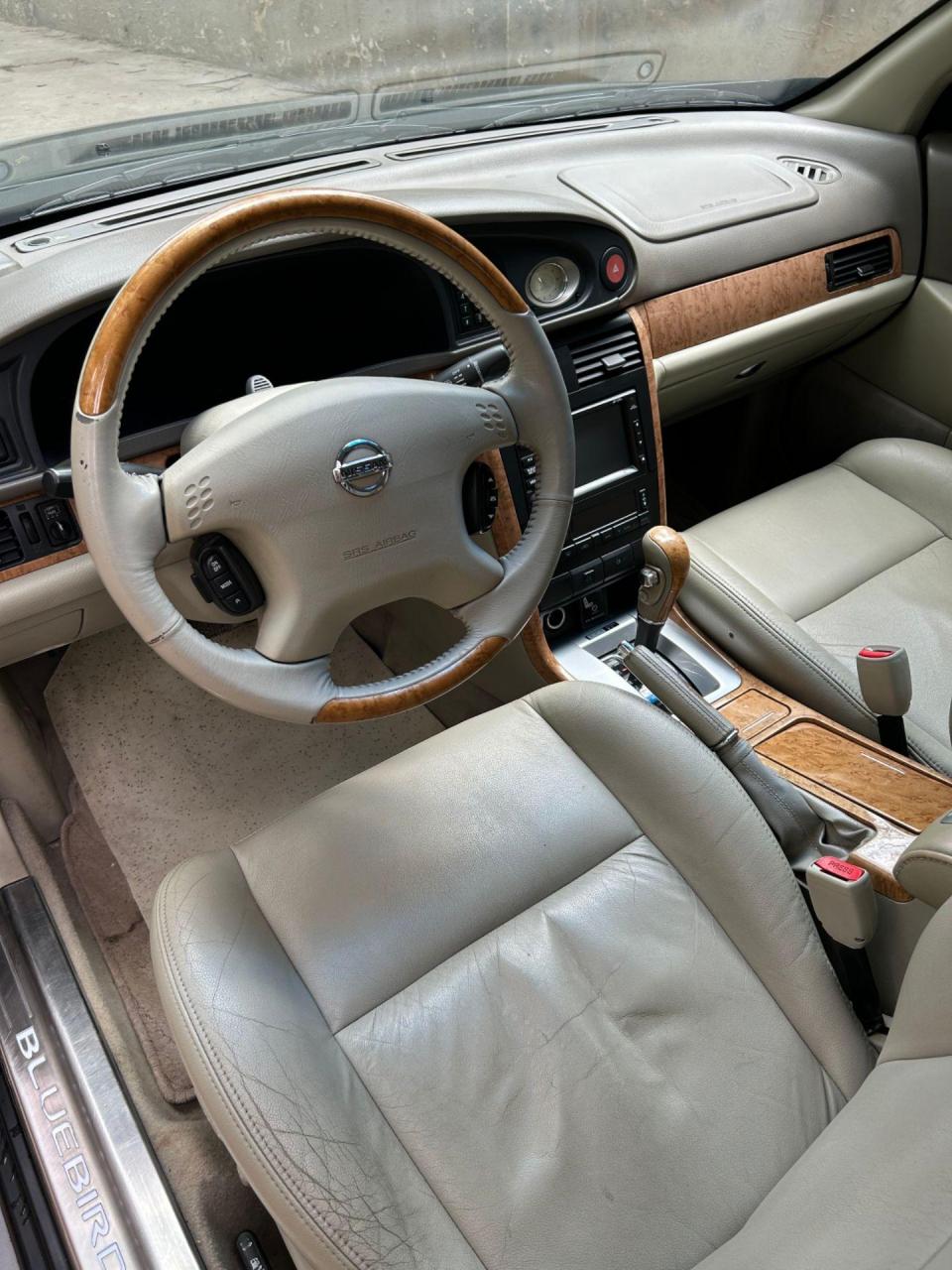 父辈开的车——日产蓝鸟.05年日产蓝鸟,12万公里实表,原车原户