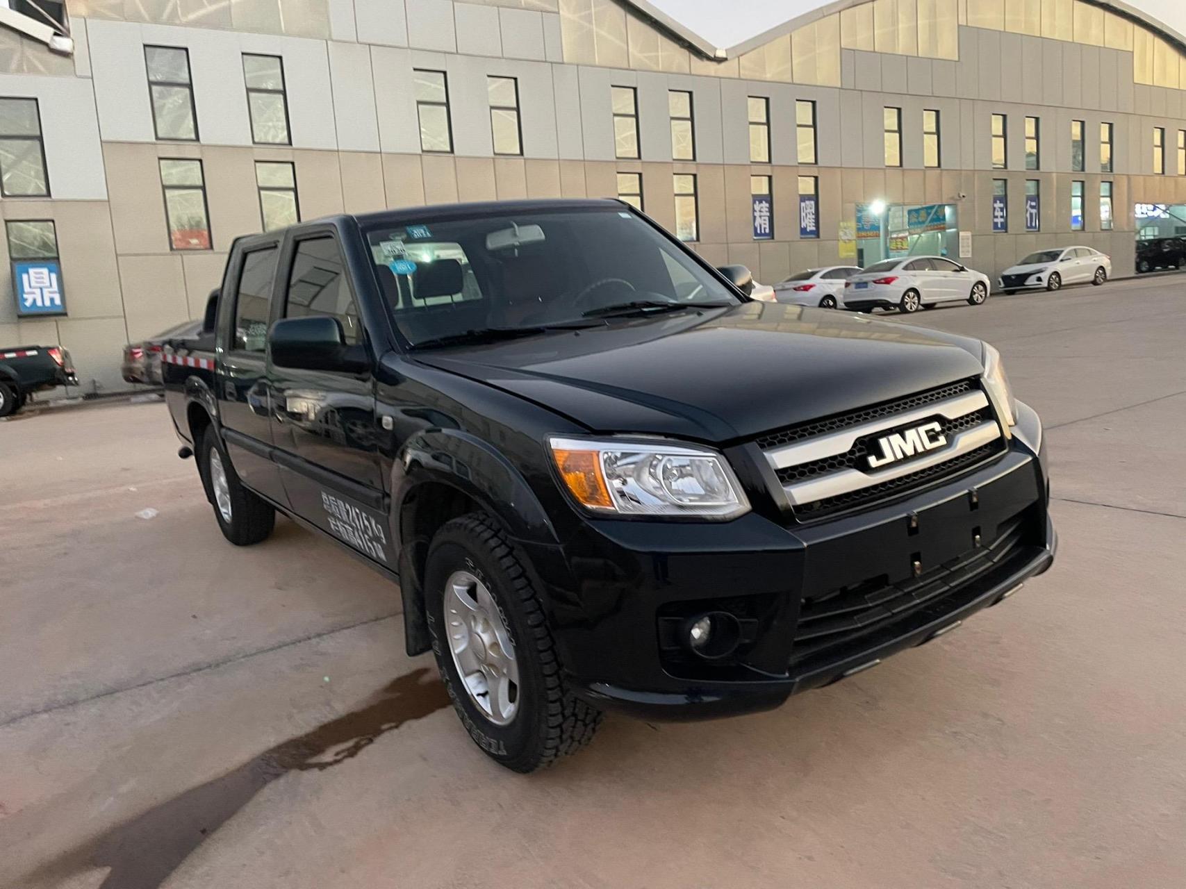 新到19年上牌江铃宝典皮卡