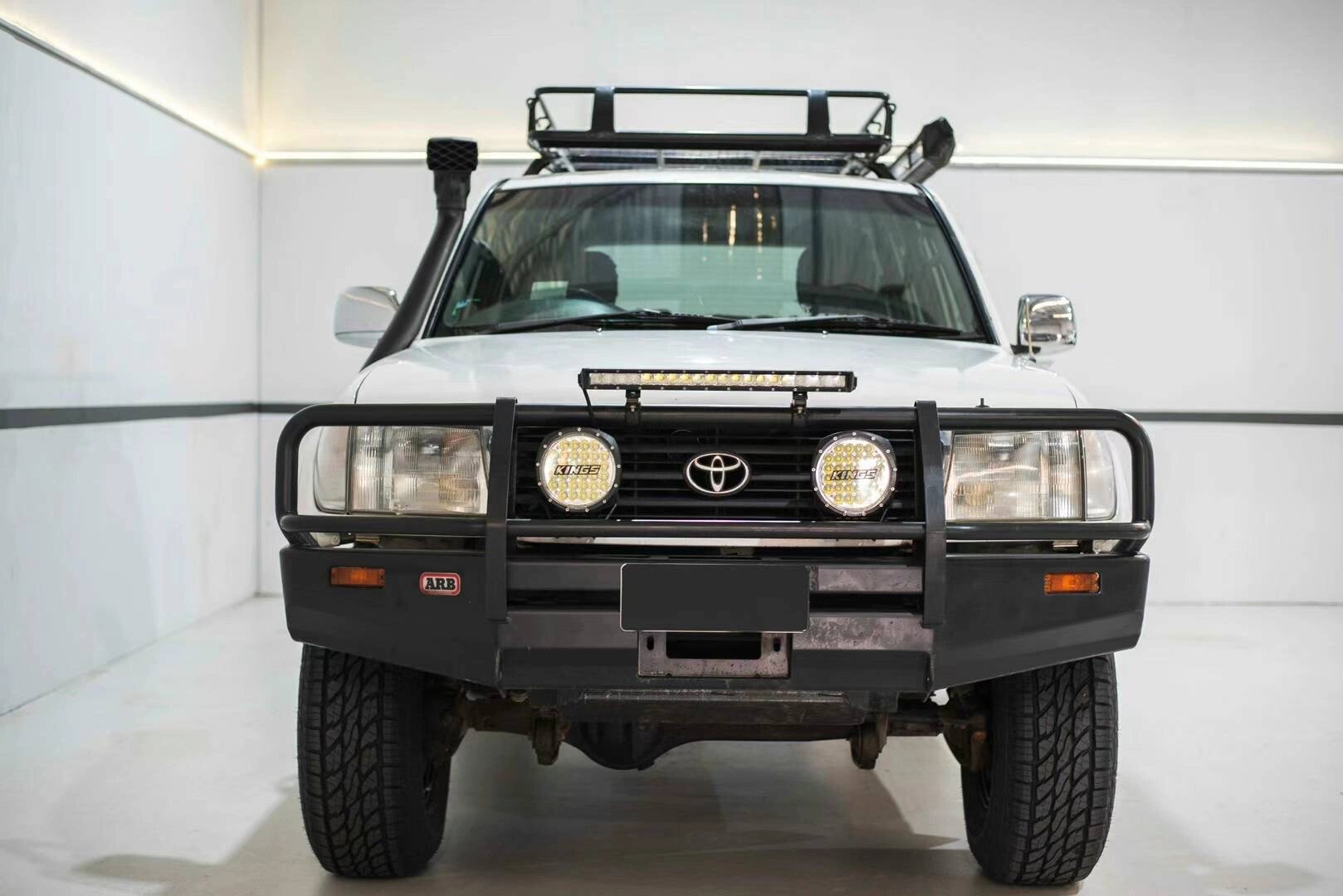 1998款丰田兰德酷路泽致敬经典!