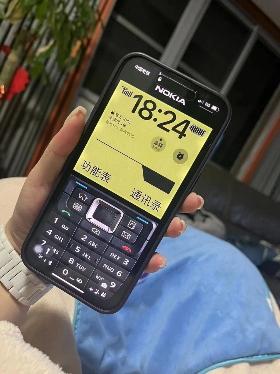 14promax手机壁纸 诺基亚壁纸 是时候买个诺基亚手机壳配配我这个壁纸