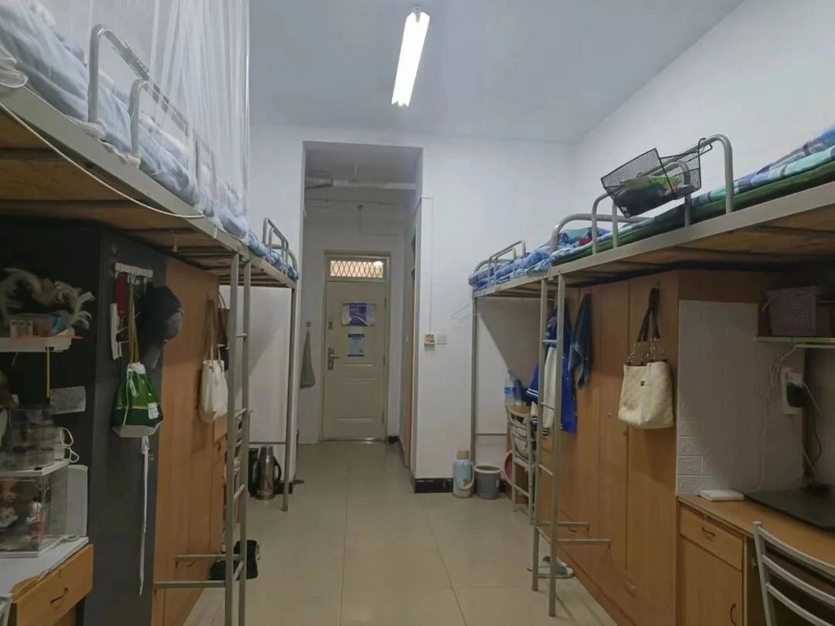 一名作为一名银川能源学院的大学生,我们都拥有另外一个"家"——宿舍