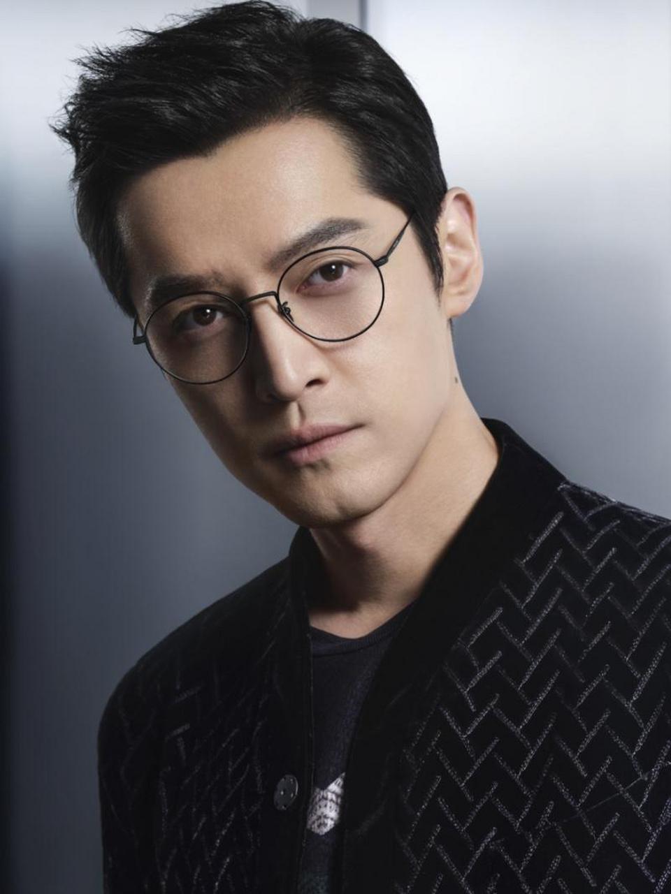 胡歌拍摄阿玛尼眼镜 giorgio armani eyewear 广告.胡歌