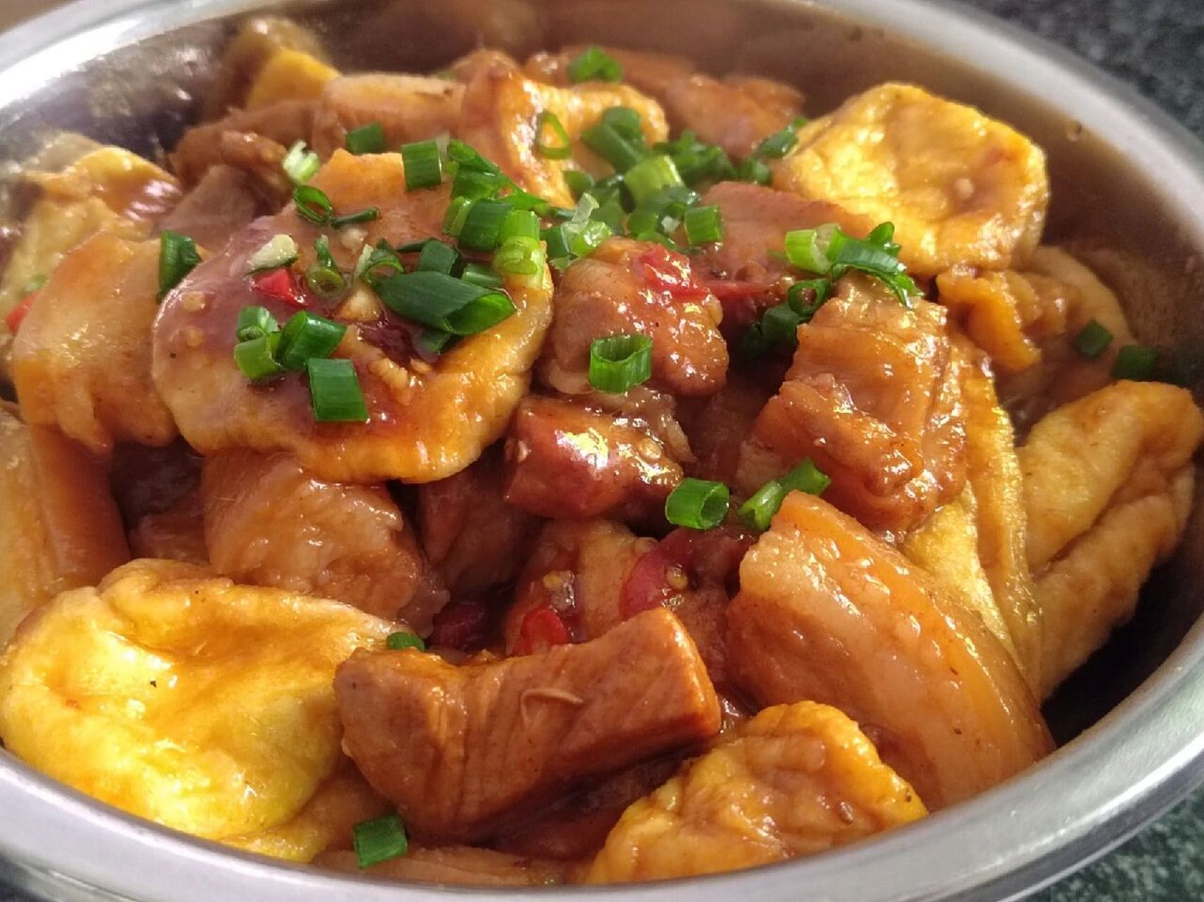 红烧肉泡泡豆腐,不翻车的自家吃法, 有一个爱吃肉的弟弟并不是一件