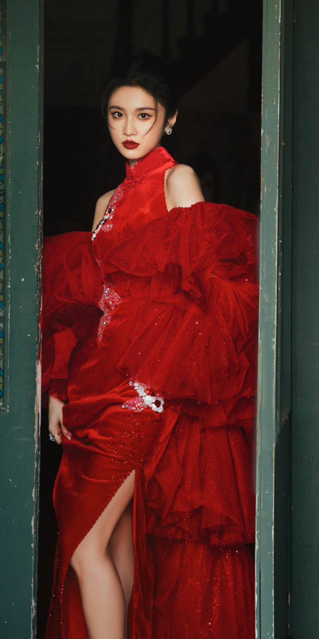 张慧雯民国千金氛围感红色旗袍造型壁纸