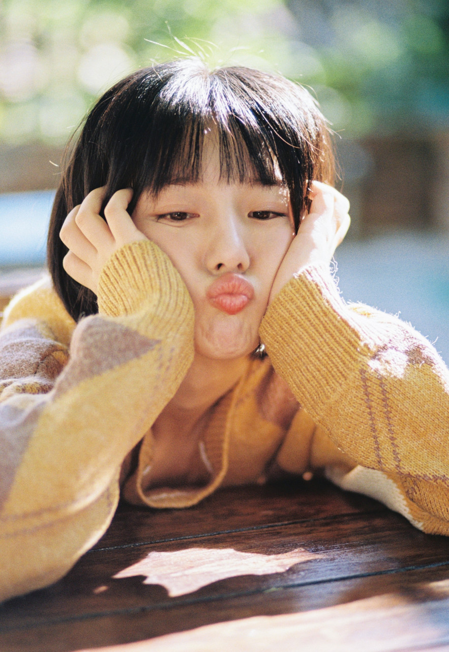 白醋少女 出生于1995年12月30日,来自北京,摩羯座