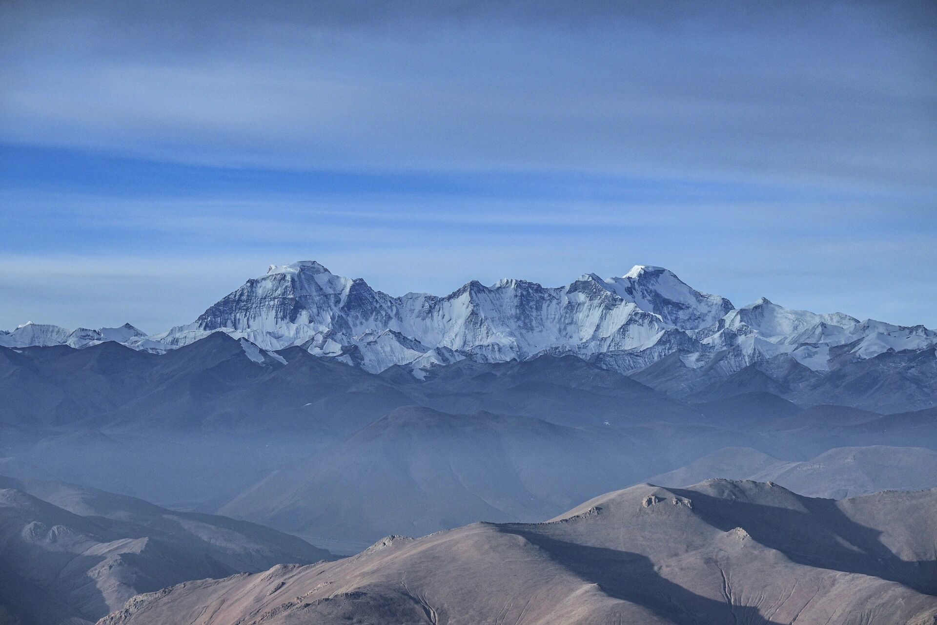 雄伟壮阔的喜马拉雅山 在加乌拉山口遥望喜马拉雅山脉最为精华的一段
