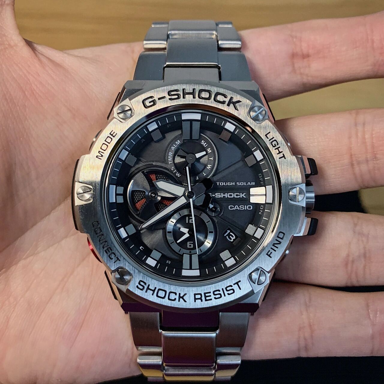 手表推荐(卡西欧gst- b100d-1aprt) 虽说卡西欧的这个系列已经出了