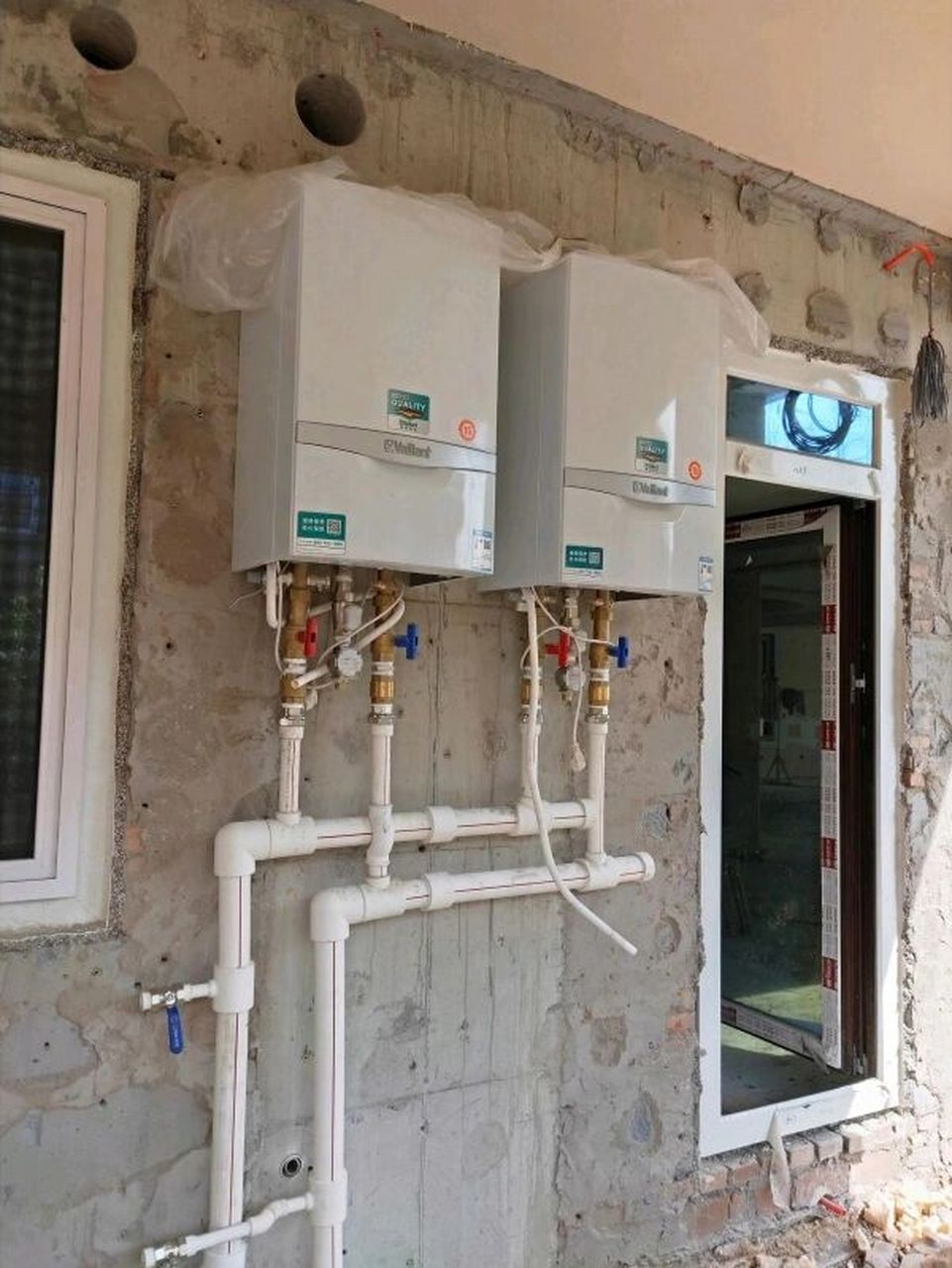 威能燃气壁挂炉进口冷凝别墅商用安装实拍75 97名称:威能燃气壁挂