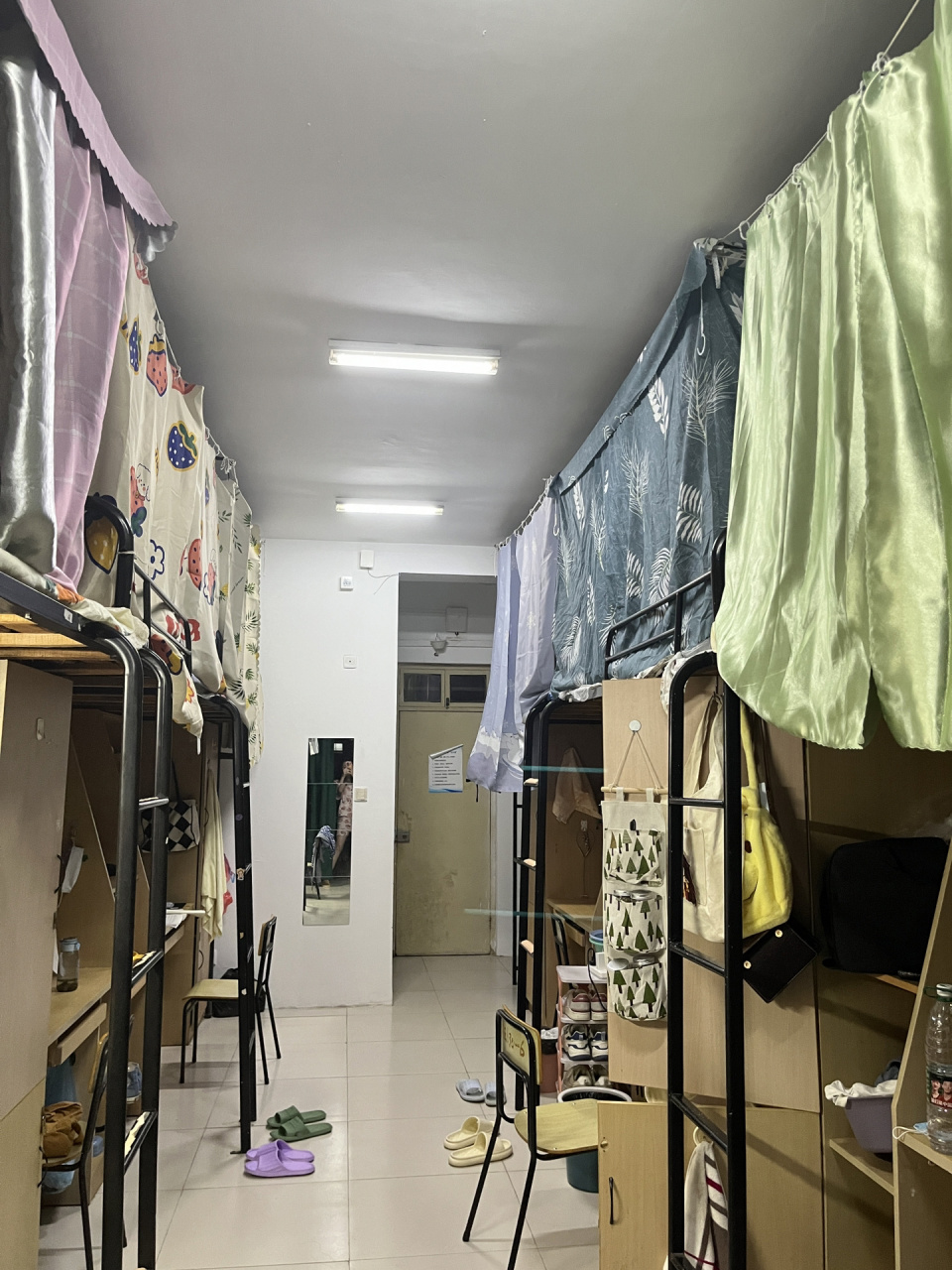 南京审计大学金审学院校园宿舍 好多人问住的怎么样,吃的怎么样.