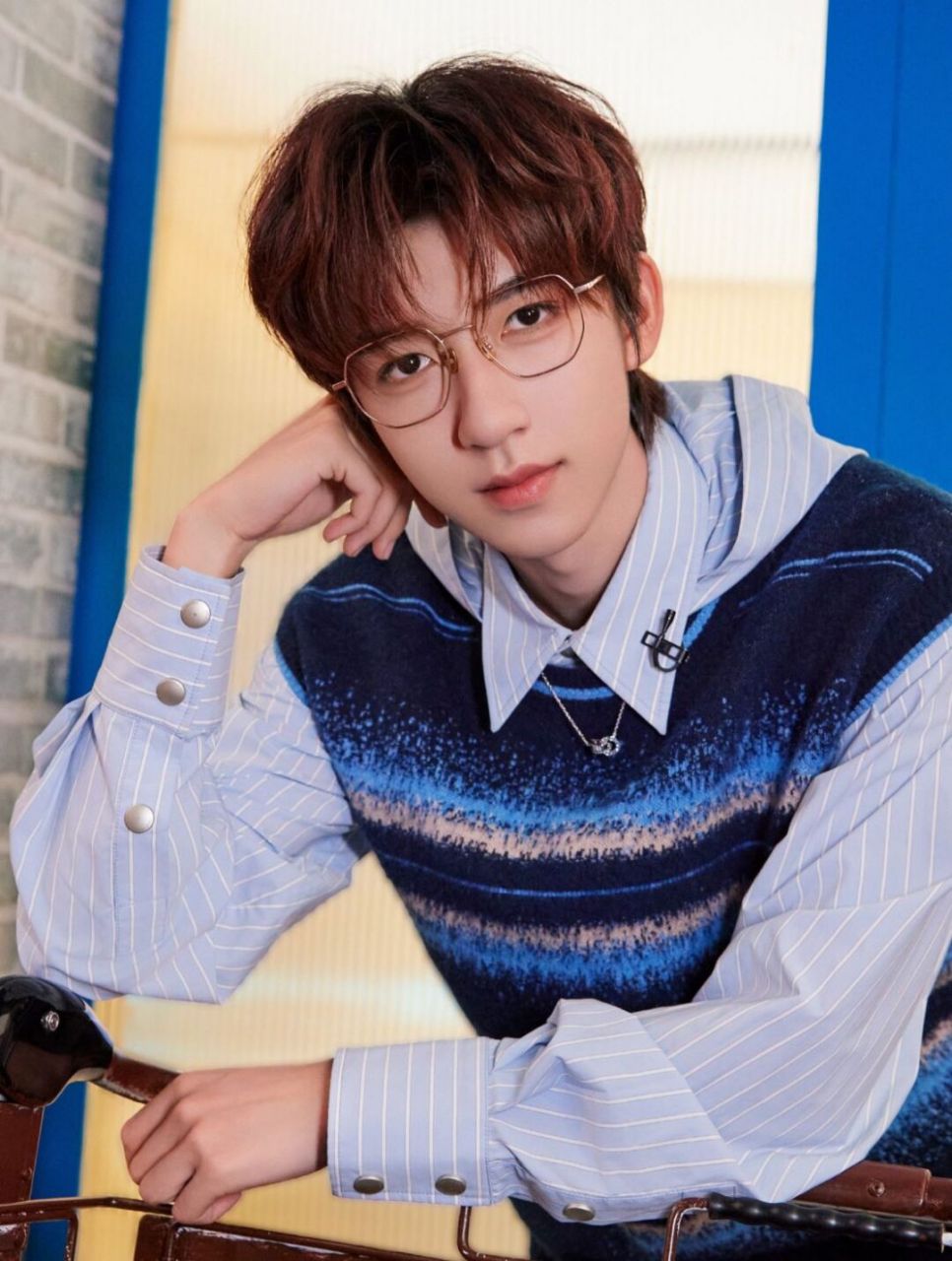 贺峻霖,《你好星期六》 staffonly 2023秋冬系列