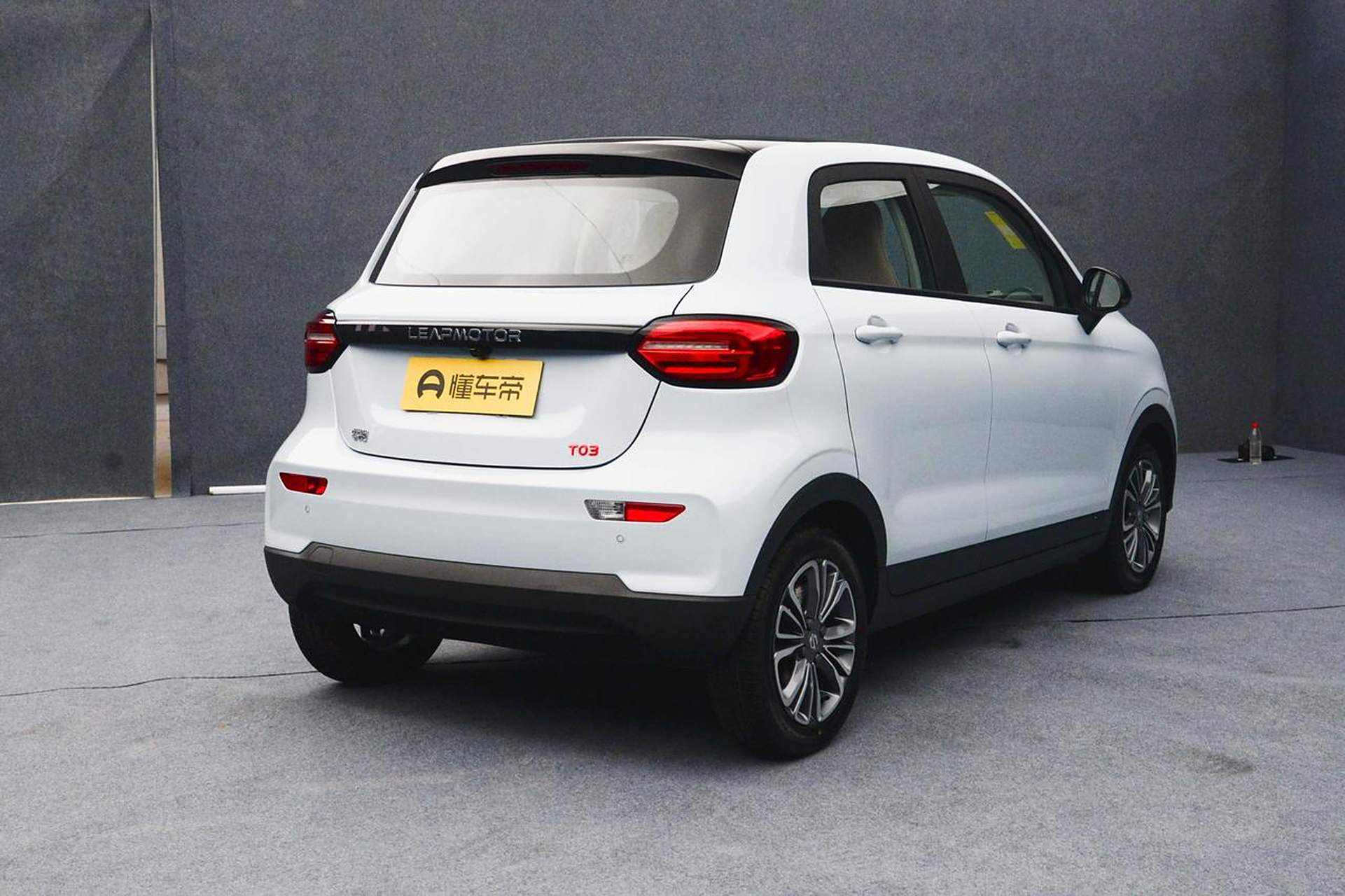 打算五六万买台个头小一点的纯电代步车,刚上市的零跑t03行不行?