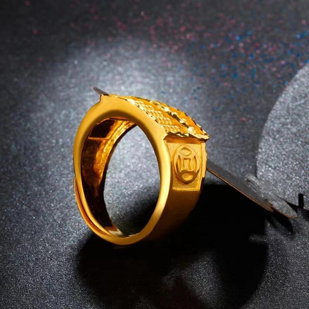 足金算盘戎指的寓意 寓意一自古以来,算盘都是用来算