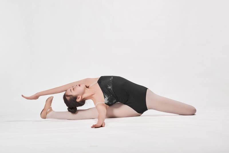 下横叉必备|地面压旁腿怎么练?