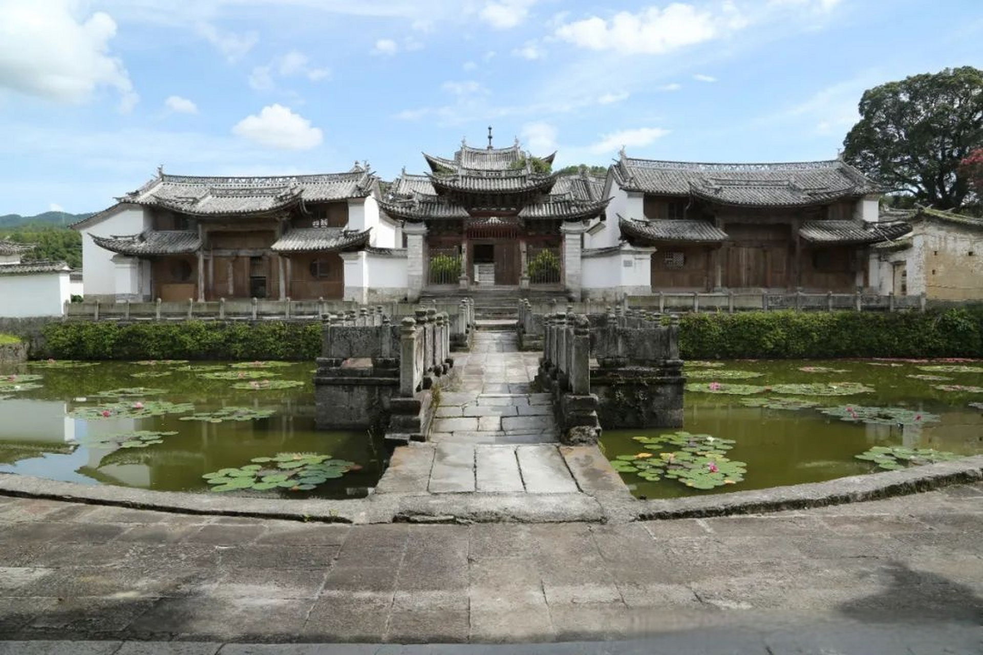 【云南腾冲藏着一座光听名字就很"华丽"的古镇】在云南保山腾冲市