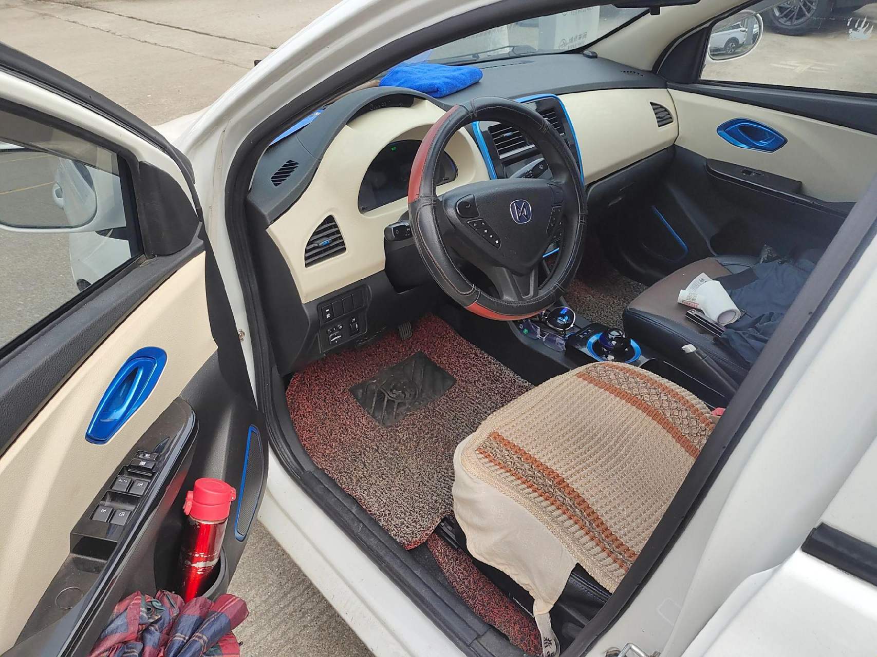 车况: 17年10月江铃e160新能源汽车,一手7.4万公里,续航150,1.4w