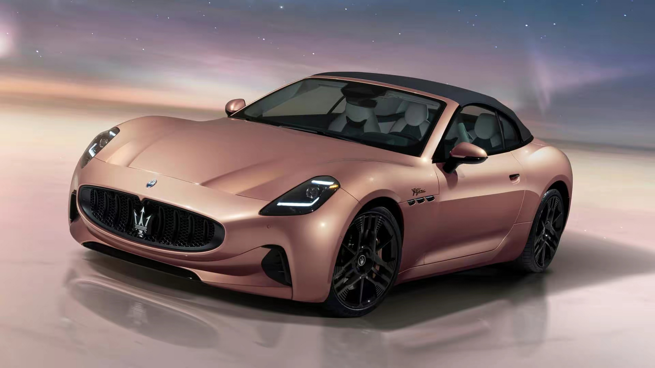 近日,玛莎拉蒂(maserati)推出了granturismo folgore纯电跑车的敞篷版