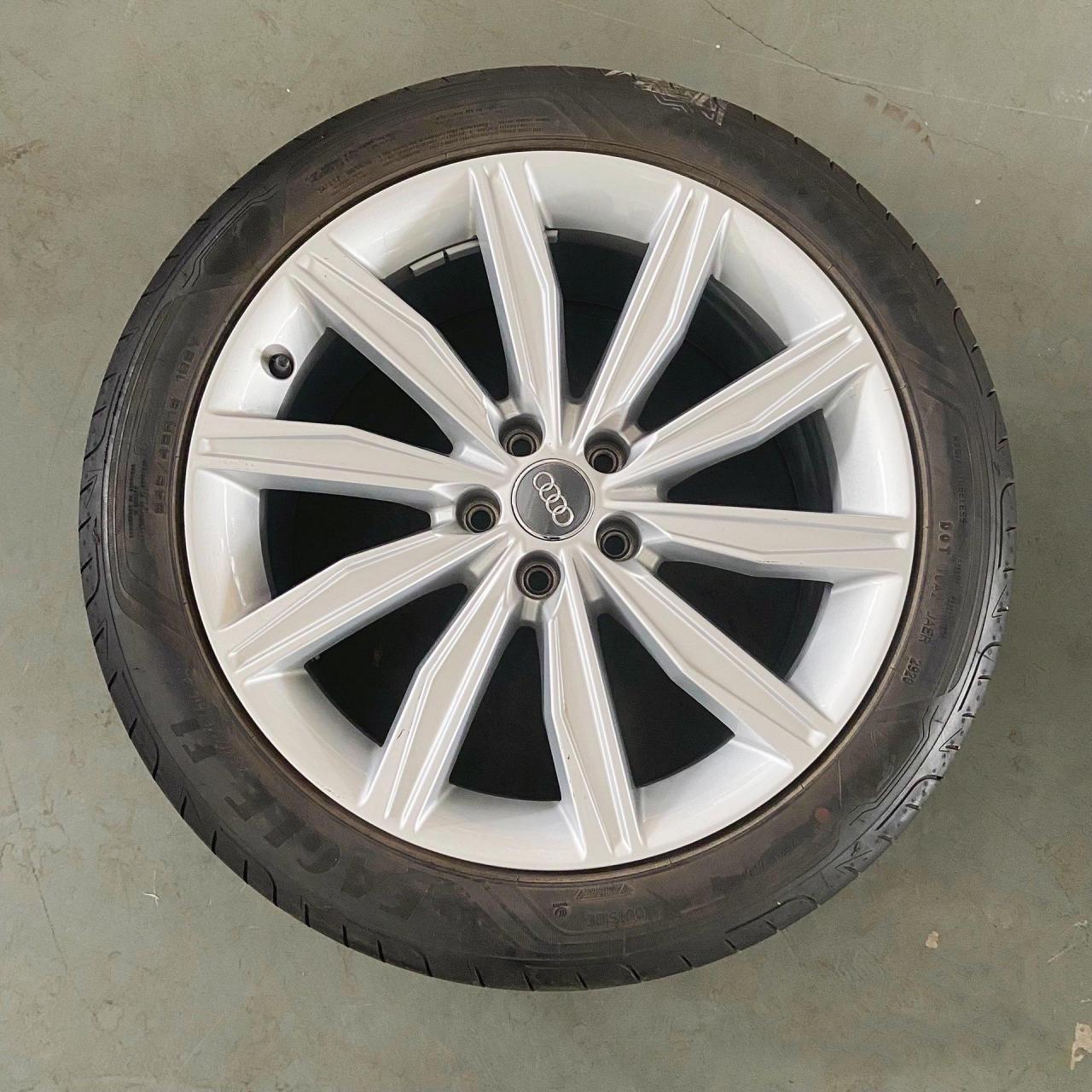 奥迪a6原厂轮毂19寸 数据:8.