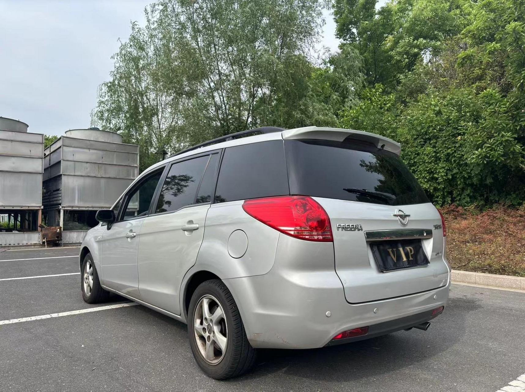 新到:2010年海马普力马,1.8自动挡,7座mpv.本地一手车.