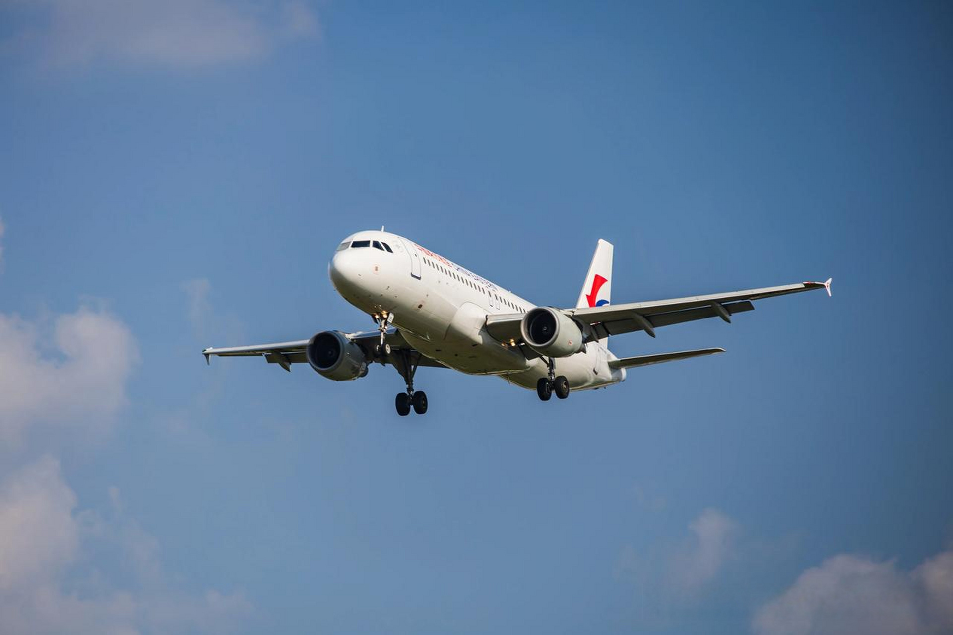 晒晒你拍过最满意的照片记录我的2023  中国东方航空a320,蓝色的天空