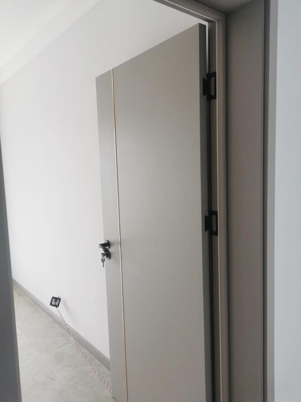 欧派卡其灰木门,想看颜色的可以参考 欧派卡其灰木门,想看颜色的可以