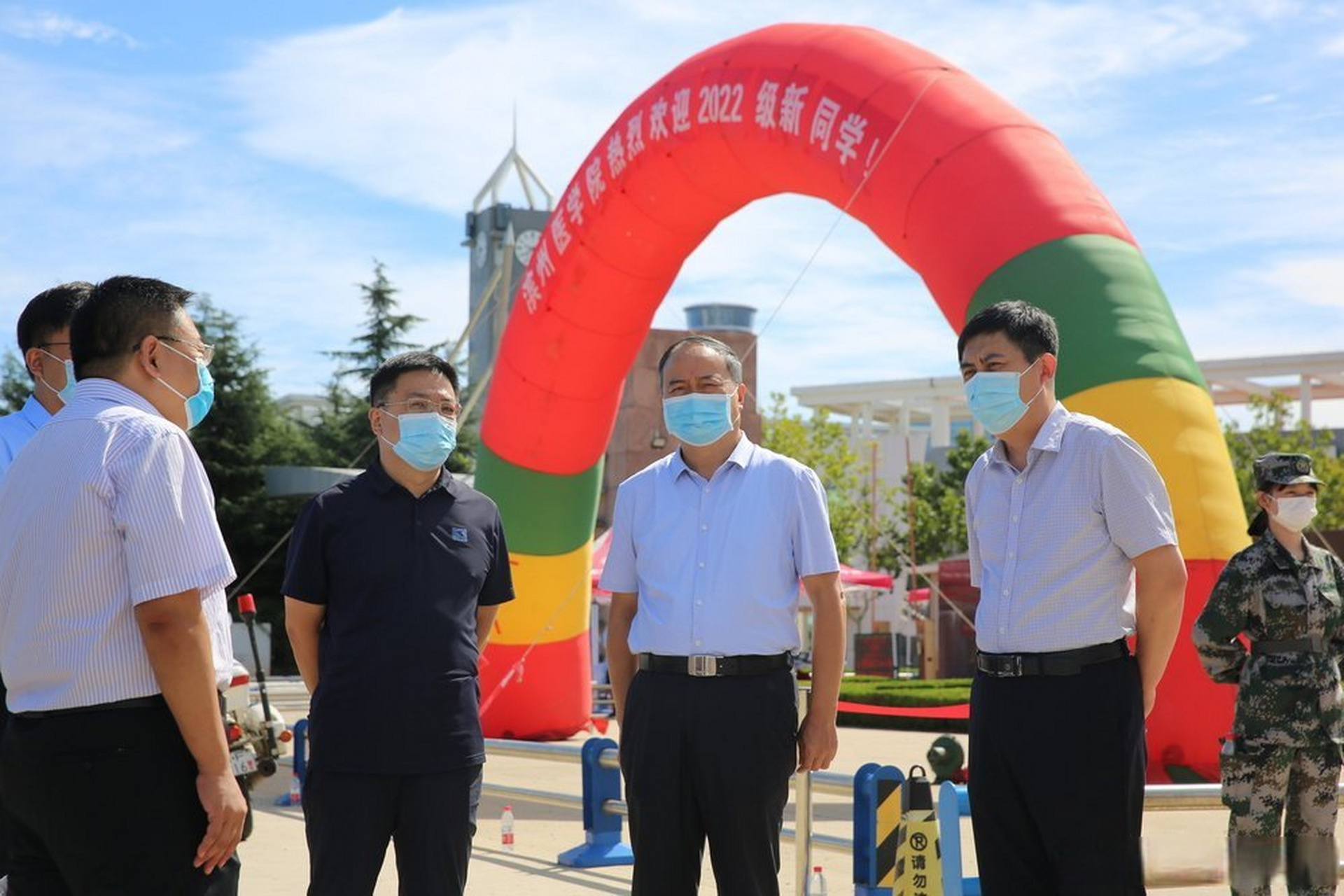 【党委书记车先礼督导新学期学生返校等工作】 8月28日上午,党委书记