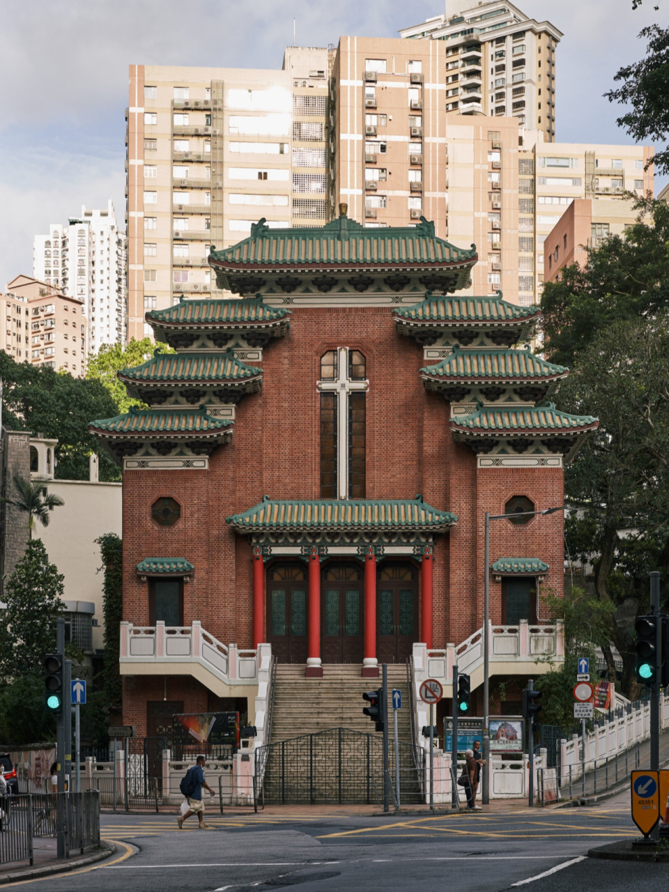 香港|闹市区藏着一座风格独特的中式教堂7615 随意逛香港的街区