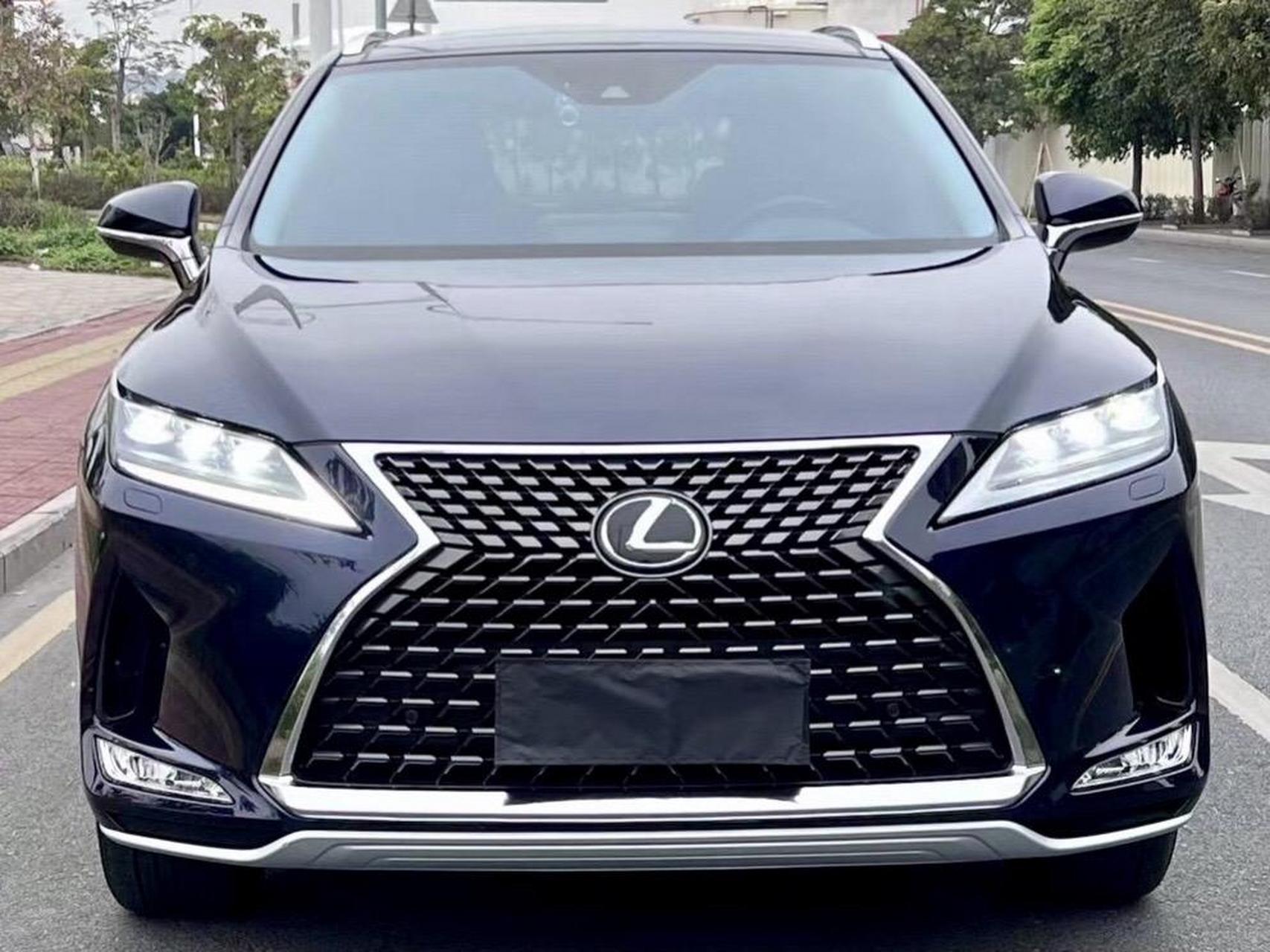 雷克萨斯rx300 2021年5月上牌 排量2.