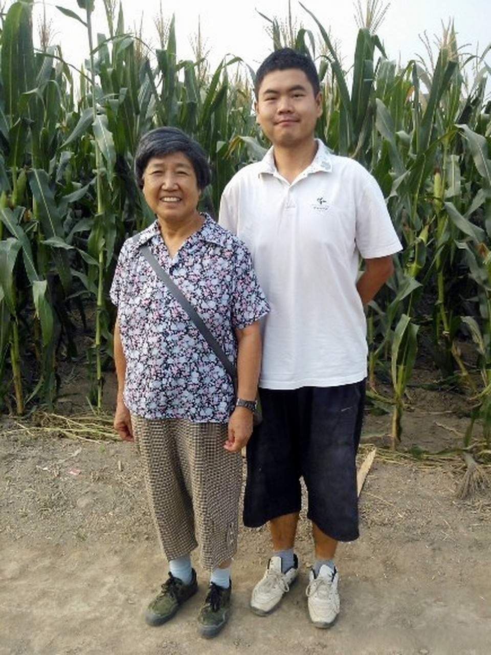 2013年暑假,在陕西师范大学读研究生之际,我和同学们跟随李毓芳老师