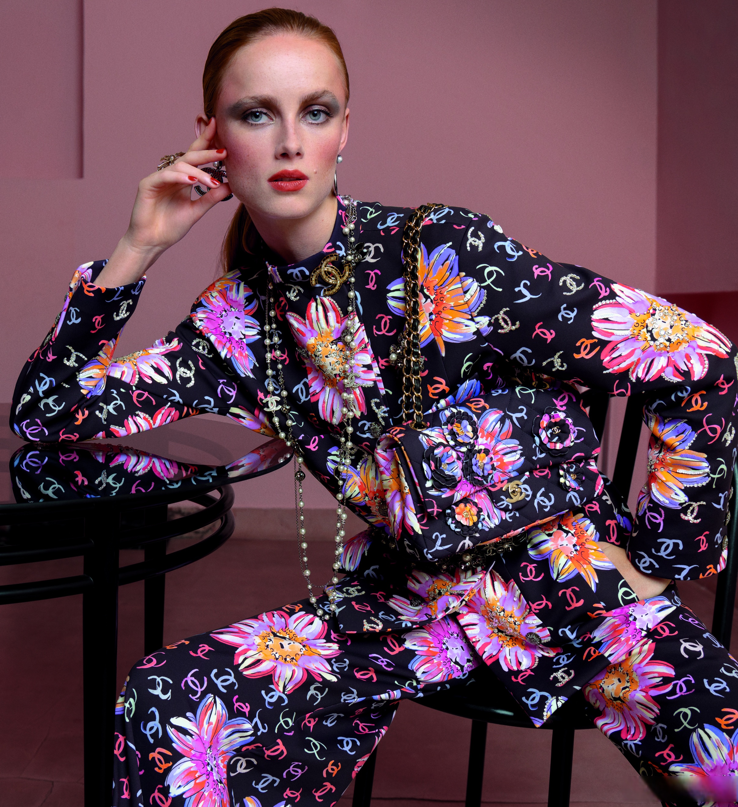 rayli fashion香奈儿2024春夏高级成衣系列广告大片,由摄影师双人组