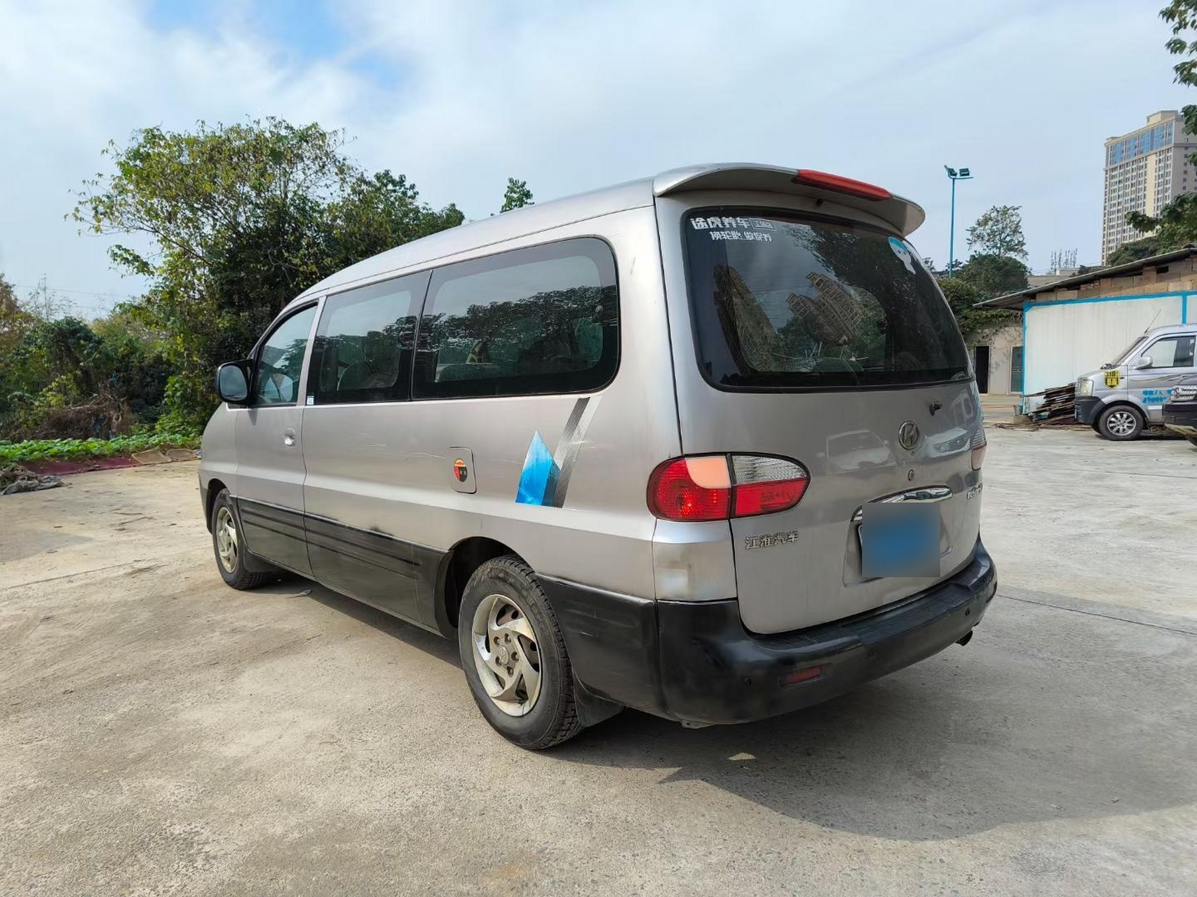 11年江淮瑞风2.0手动挡大商务车,后面放平秒变床车,车况非常好9800元