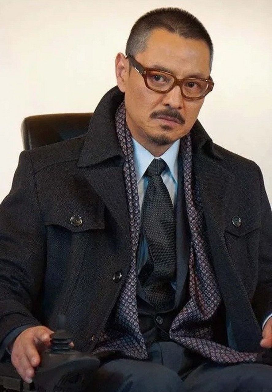 原来在《风起陇西》中出演李严一角的演员尹铸胜,竟然这么厉害!