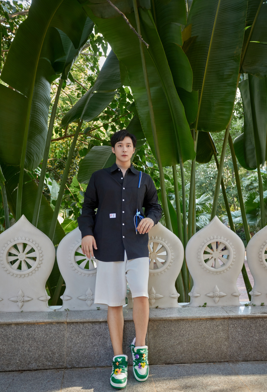 回归原始生活#云南# #西双版纳# #钢琴诗人叶子宸