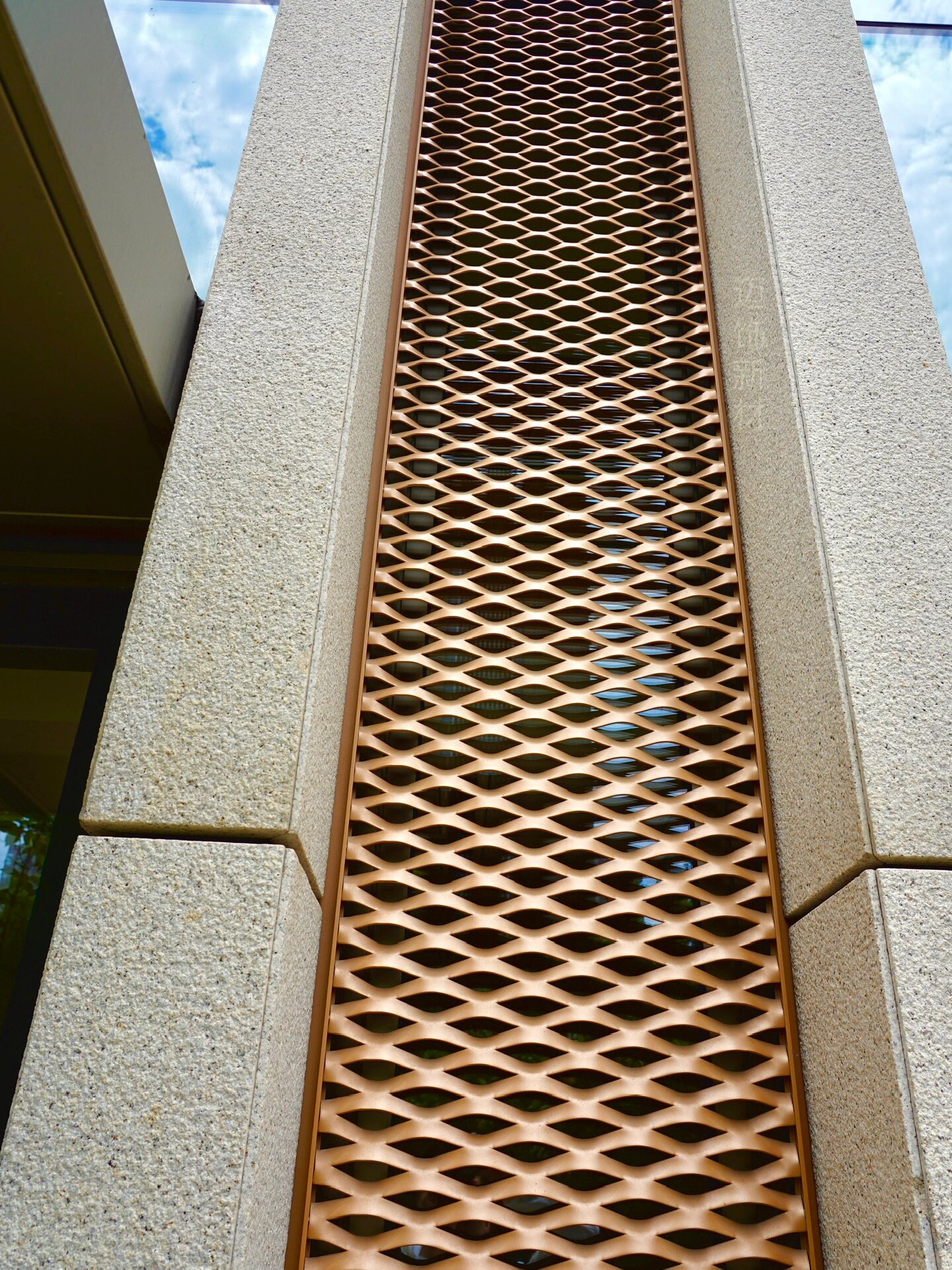 武汉沉湖玲珑塔：一场打着观鸟旗号、反生97国际游戏app-态反常识的开发闹剧