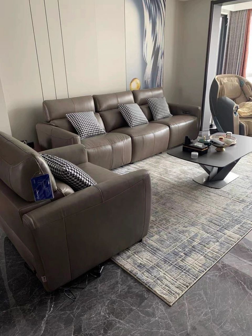 芝华仕头等舱沙发 型号6000,进口奶牛皮,头枕腿部都带功能,全皮款