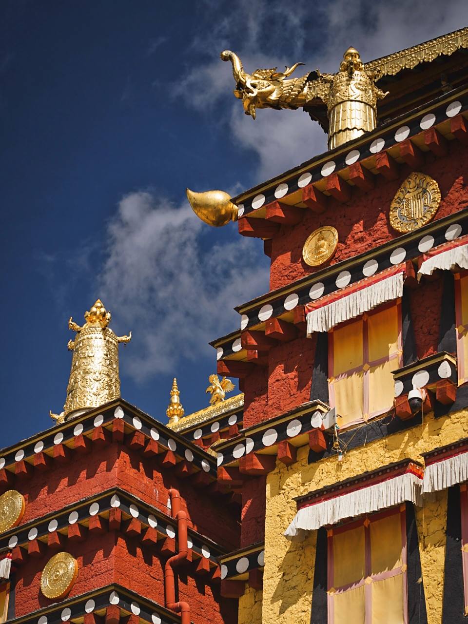 香格里拉摄影丨松赞林寺 布达拉宫之外最重要的藏传佛教寺院 噶丹·松
