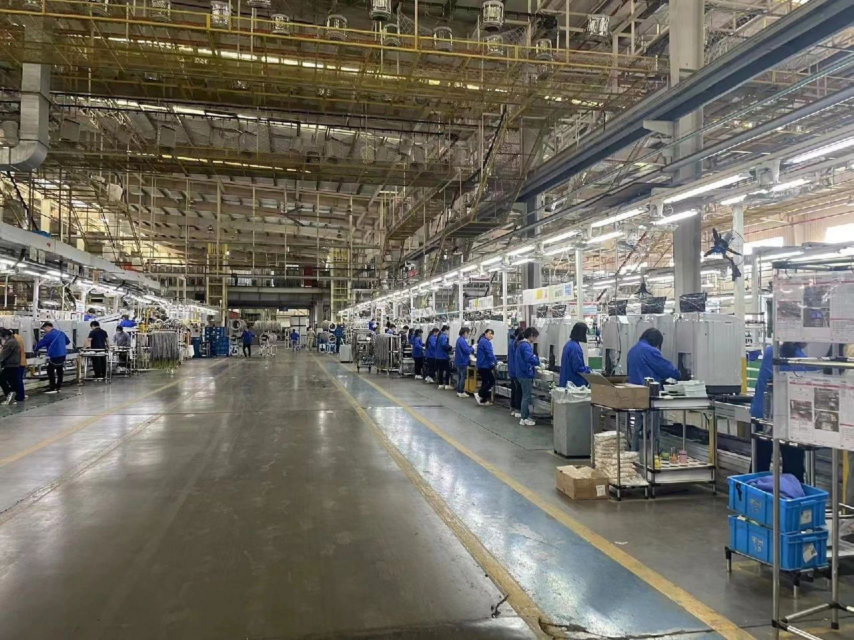 找工作,工厂实拍 【合肥tcl电器厂】男工为主 长白班 ,男女16-45 小时